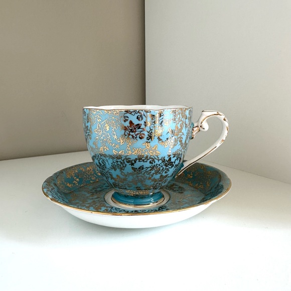 Vintage Teacup & Saucer - Blue & Gold - Picture 3 of 9